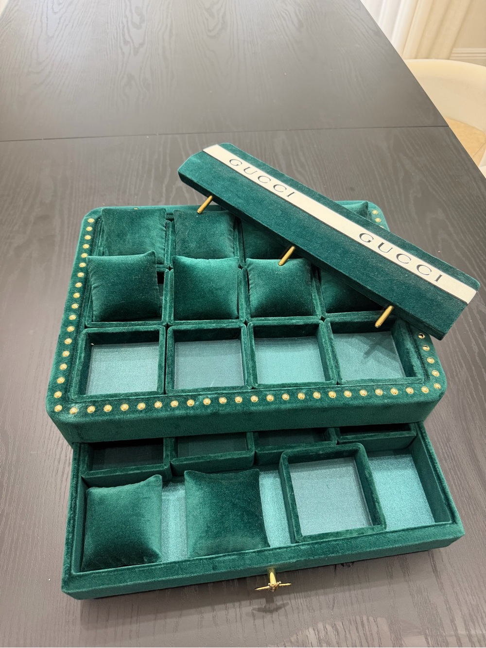 Authentic Gucci Green Velvet Jewelry Watch Box Organizer with Drawer - Picture 7 of 10